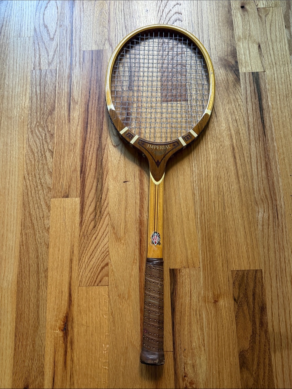 TA Davis Imperial Deluxe Wooden Tennis Racquet 4L vintage antique
